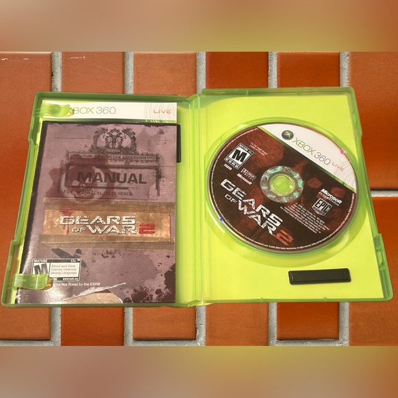 Excellent condition Gears Of War 2 xbox360 Game - Picture 3 of 4